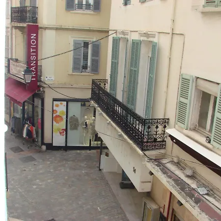 Good Location Flat