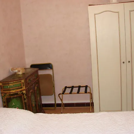 Good Location Flat 公寓 *